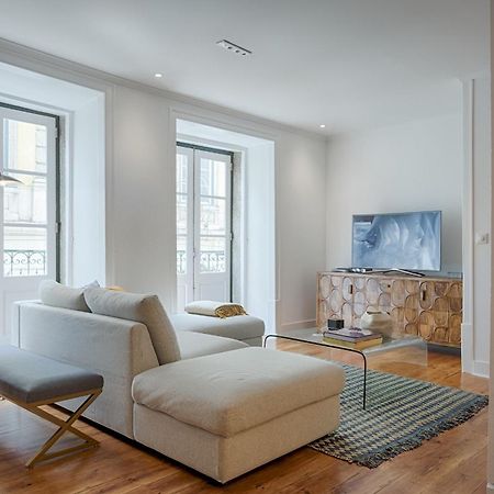 Architectural Gem In Bica Apartment Lisbon Luaran gambar