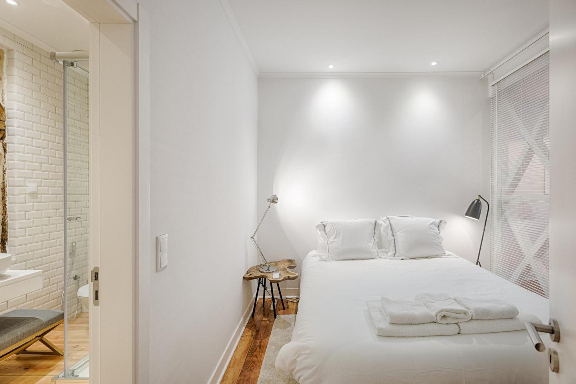 Architectural Gem In Bica Apartment Lisbon Luaran gambar