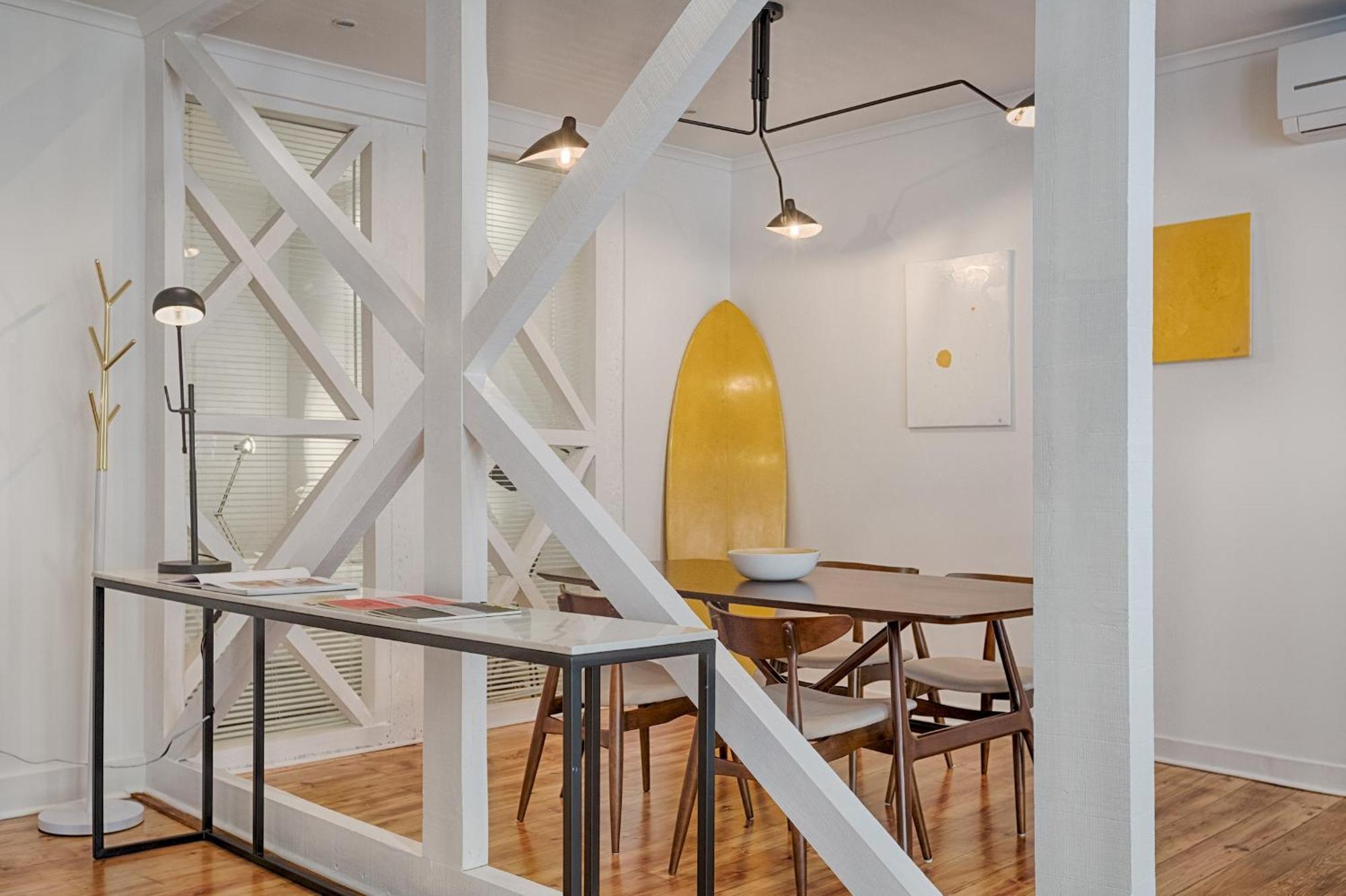 Architectural Gem In Bica Apartment Lisbon Luaran gambar