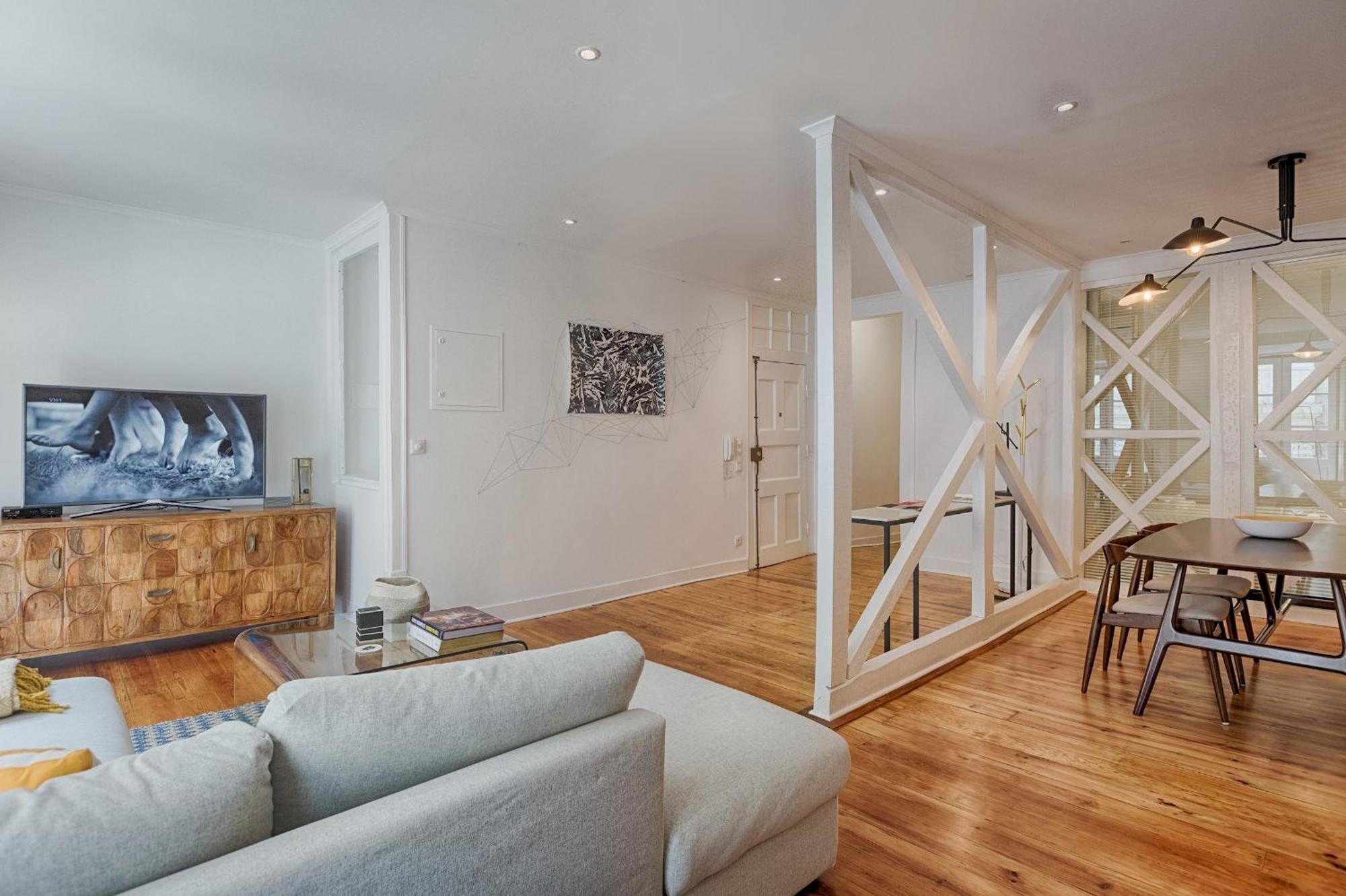 Architectural Gem In Bica Apartment Lisbon Luaran gambar